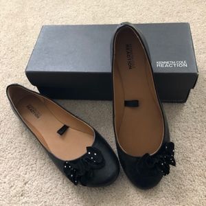 Kenneth Cole Ballet Flats